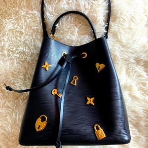 Louis Vuitton rare Love Lock Neonoe bag